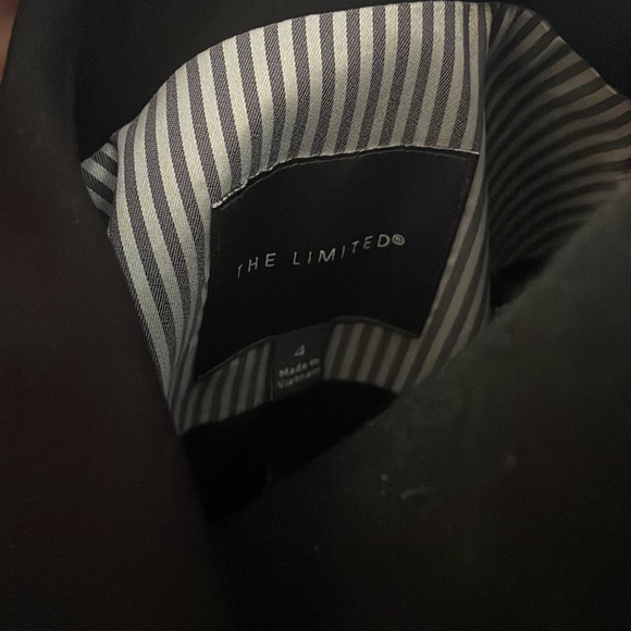 NWT the limited blazer - Picture 3 of 3
